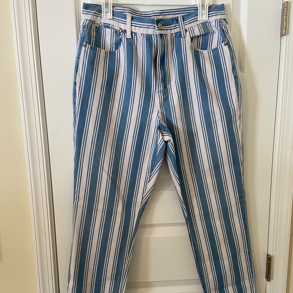 nwot american eagle mom jeans